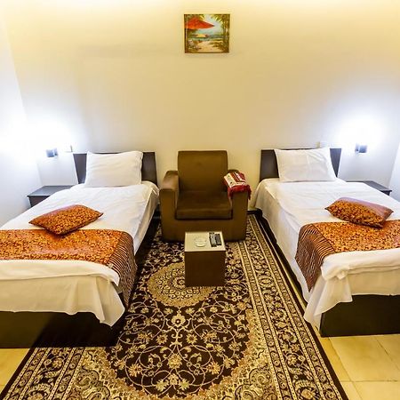 Al Eairy Furnished Apartments- Jeddah 1 Екстер'єр фото
