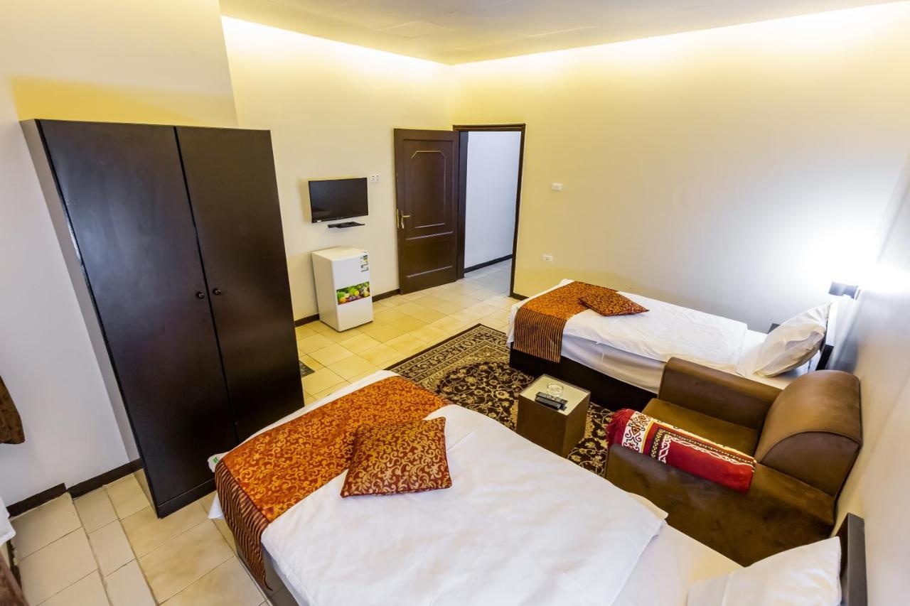 Al Eairy Furnished Apartments- Jeddah 1 Екстер'єр фото